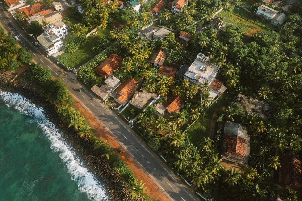 Plantation Surf Inn & Restaurant - Мідіґама-Іст Екстер'єр фото